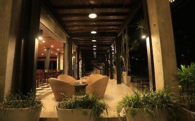 Oak Ray Ella Gap Hotel
